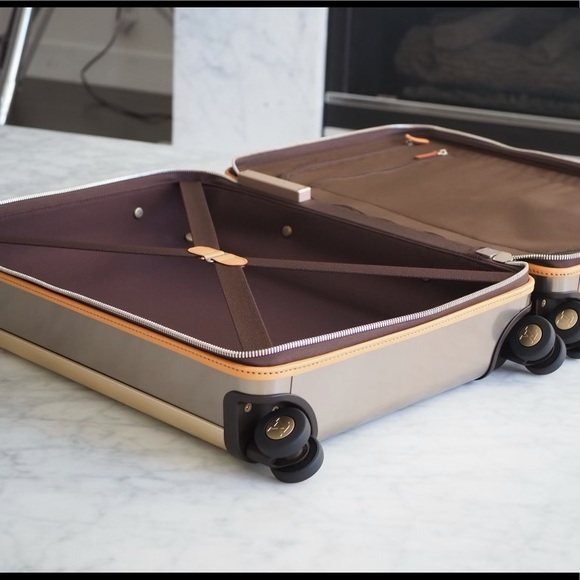 LOUIS VUITTON | Horizon 55  (titanium) - Picture 13 of 15